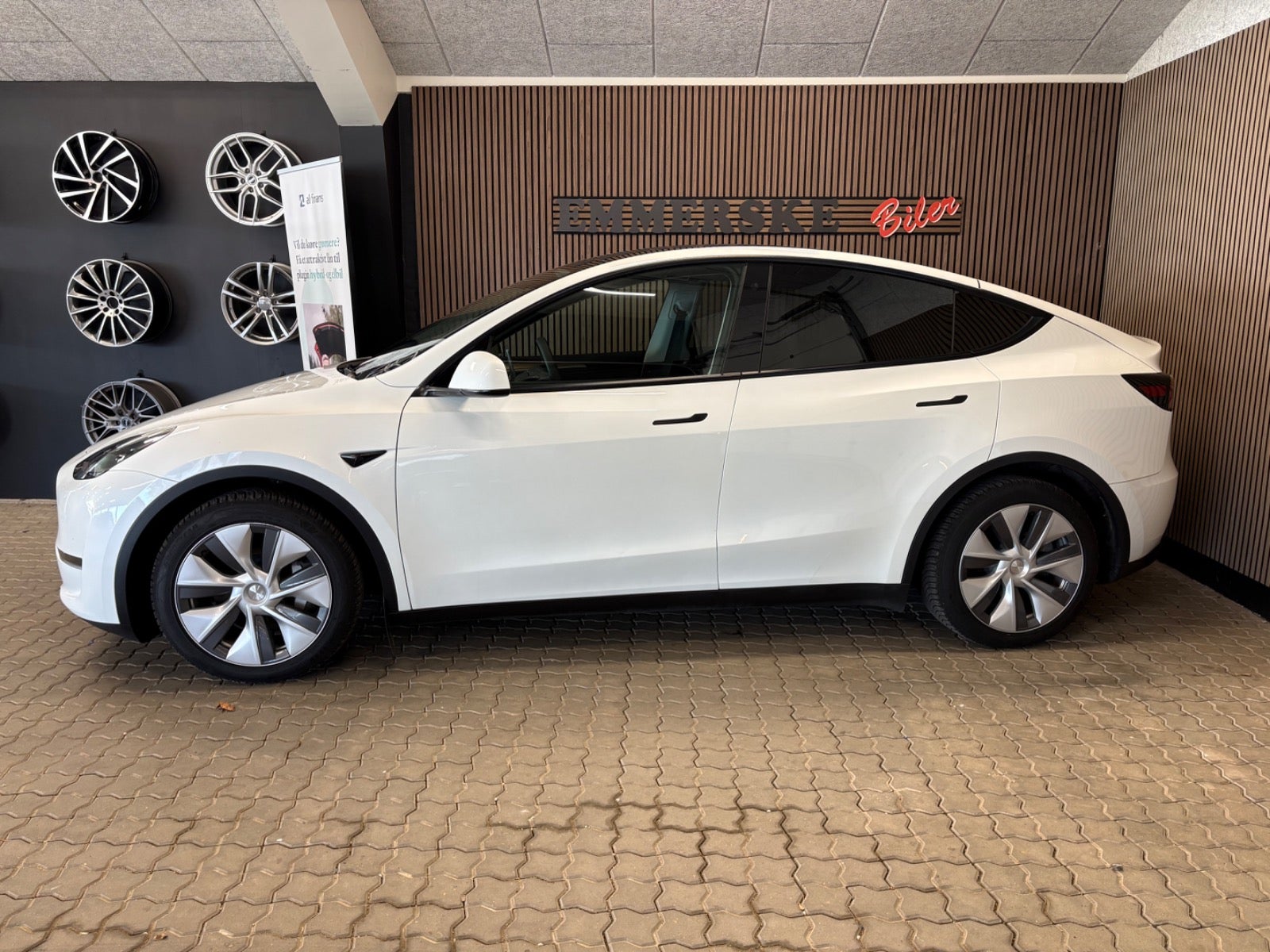 Tesla Model Y Long Range AWD, 514hp, 2023