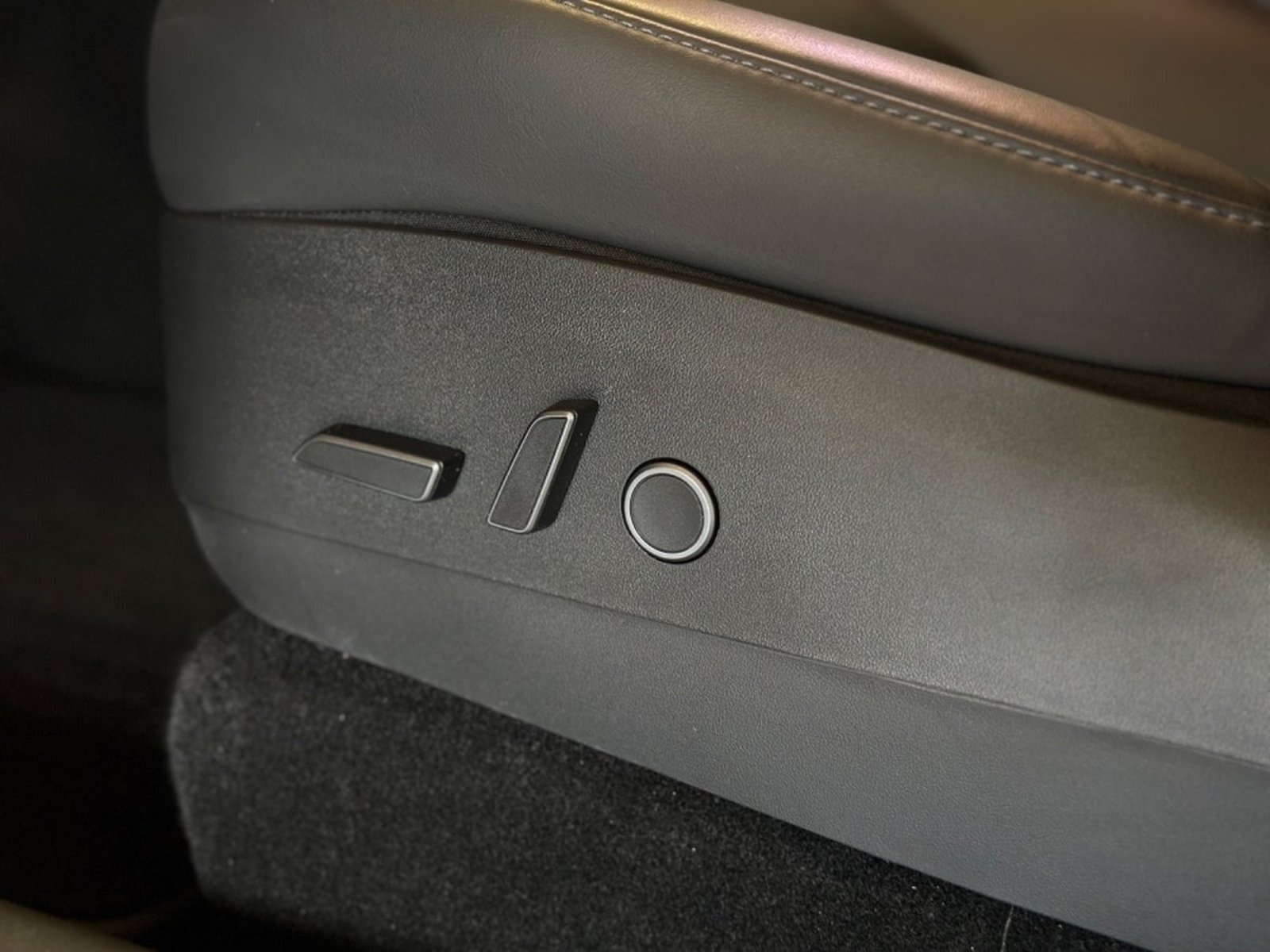 Tesla Model Y Standard Range RWD, 299ps, 2023