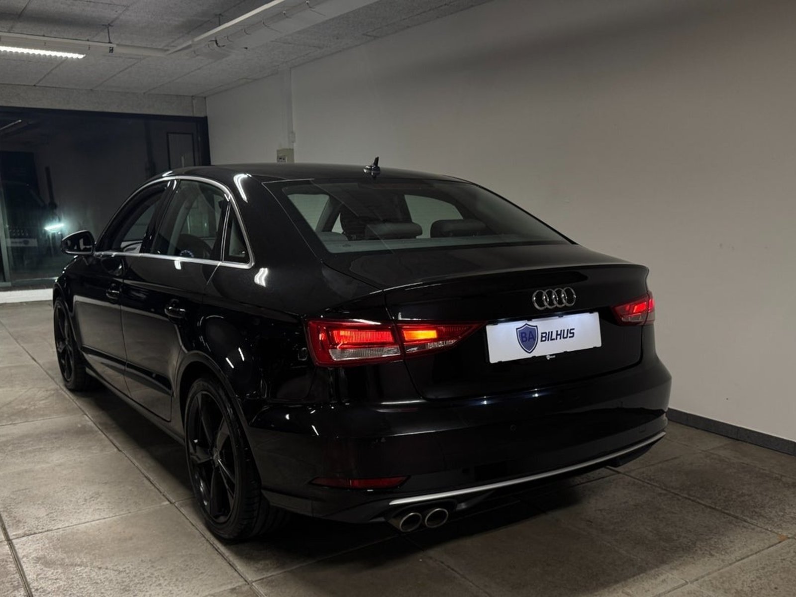 Audi A3 Sedan 1.5 TFSI COD S Tronic, 7-trinn, 150hk, 2018