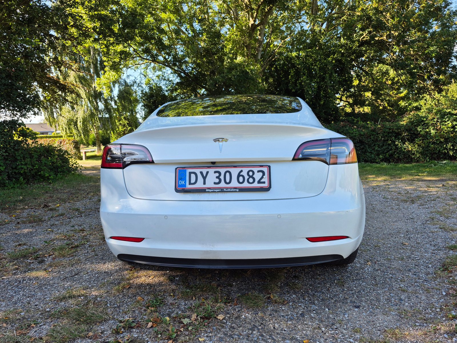Tesla Model 3 Standard Range, 283hp, 2022