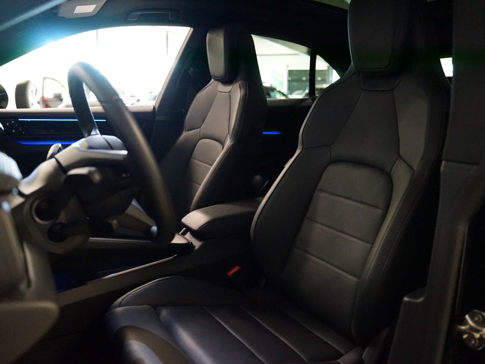 Porsche Macan 4, 388hp, 2024
