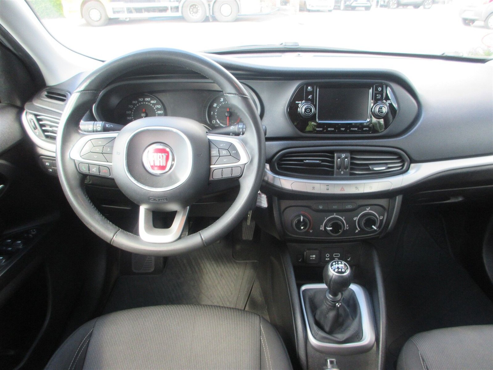 Fiat Tipo 1.4 FIRE T-JET Manual, 6-trins, 120ps, 2017