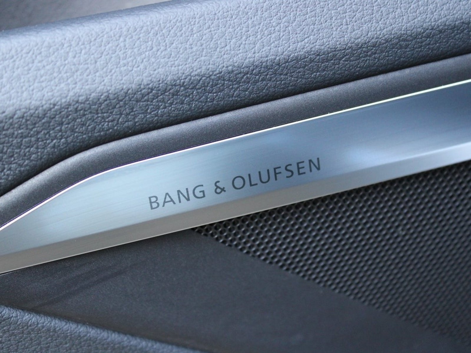 Audi e-tron 55 quattro, 408ps, 2022