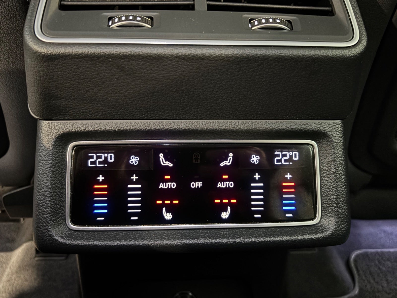 Audi e-tron 55 quattro, 408ps, 2020