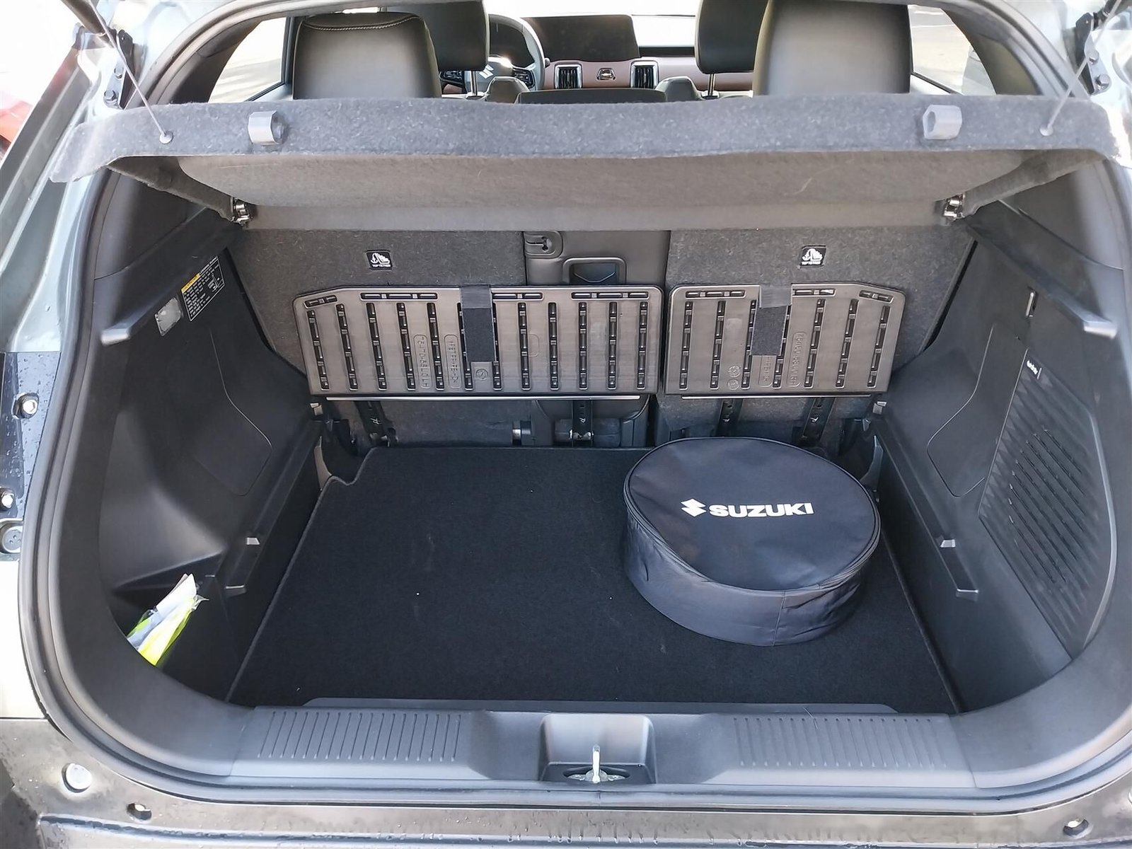 Suzuki e Vitara 61 kWh, 174hk, 2025