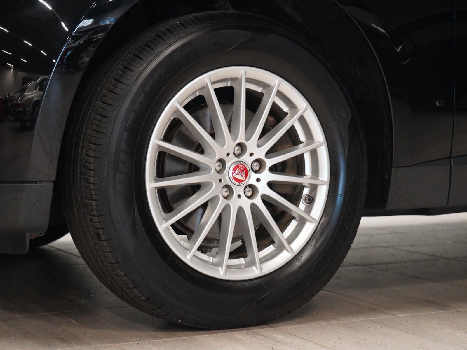 Jaguar F-Pace 20d Automatic, 8-trins, 180ps, 2018