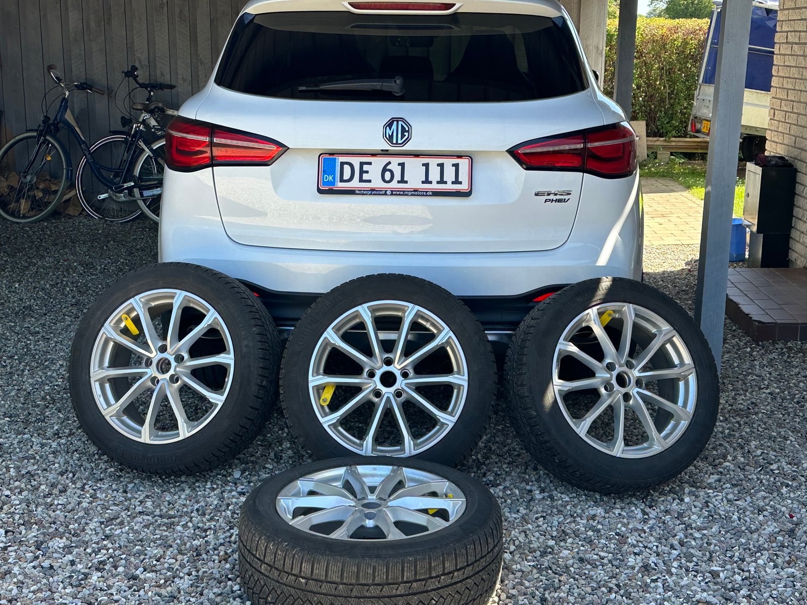 MG EHS PHEV EDU II, 258hp, 2021