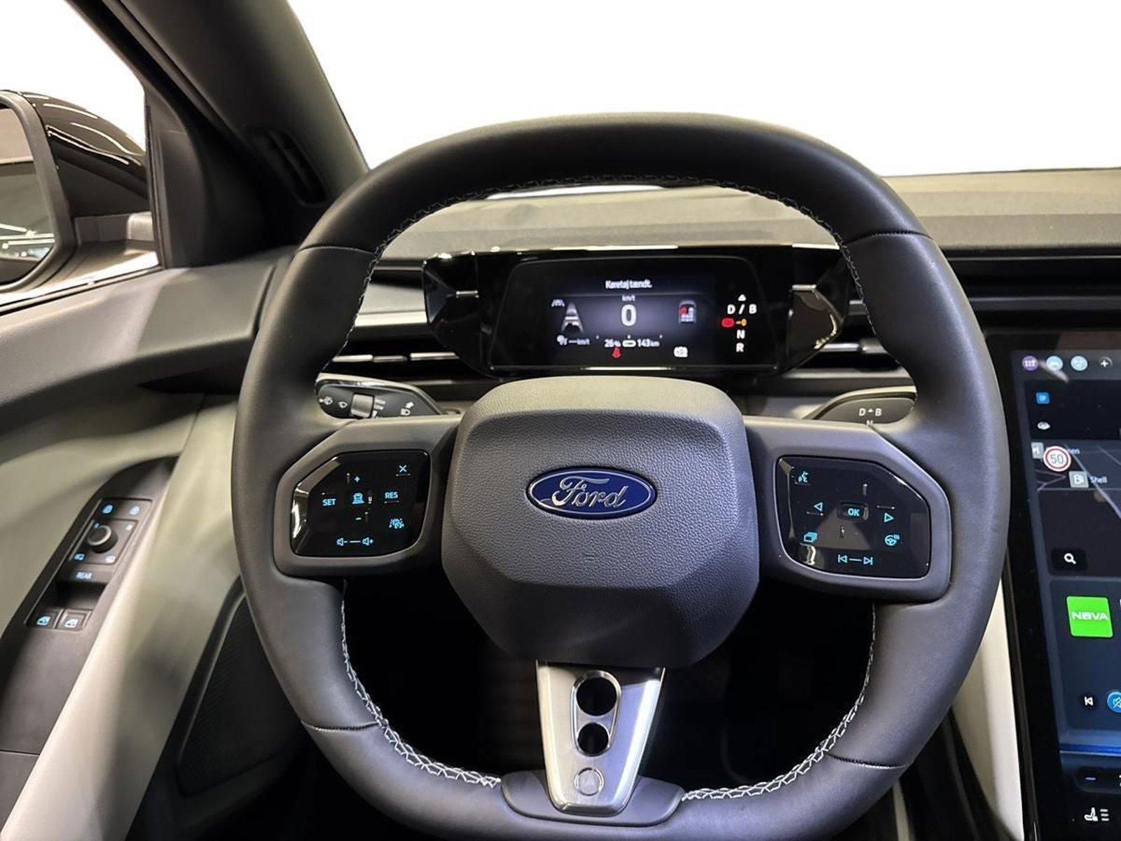 Fabriksny Ford Capri Select Extended Range til salg