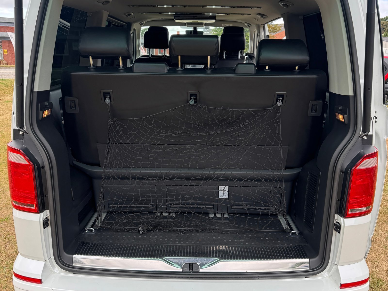 Volkswagen Multivan 2.0 TDI BMT DSG Sequential, 7-trins, 150ps, 2017