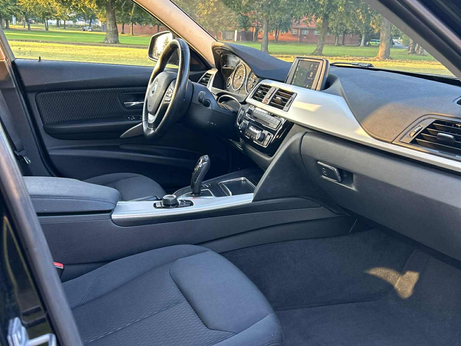 BMW 320d Touring Steptronic, 8-trins, 190ps, 2017
