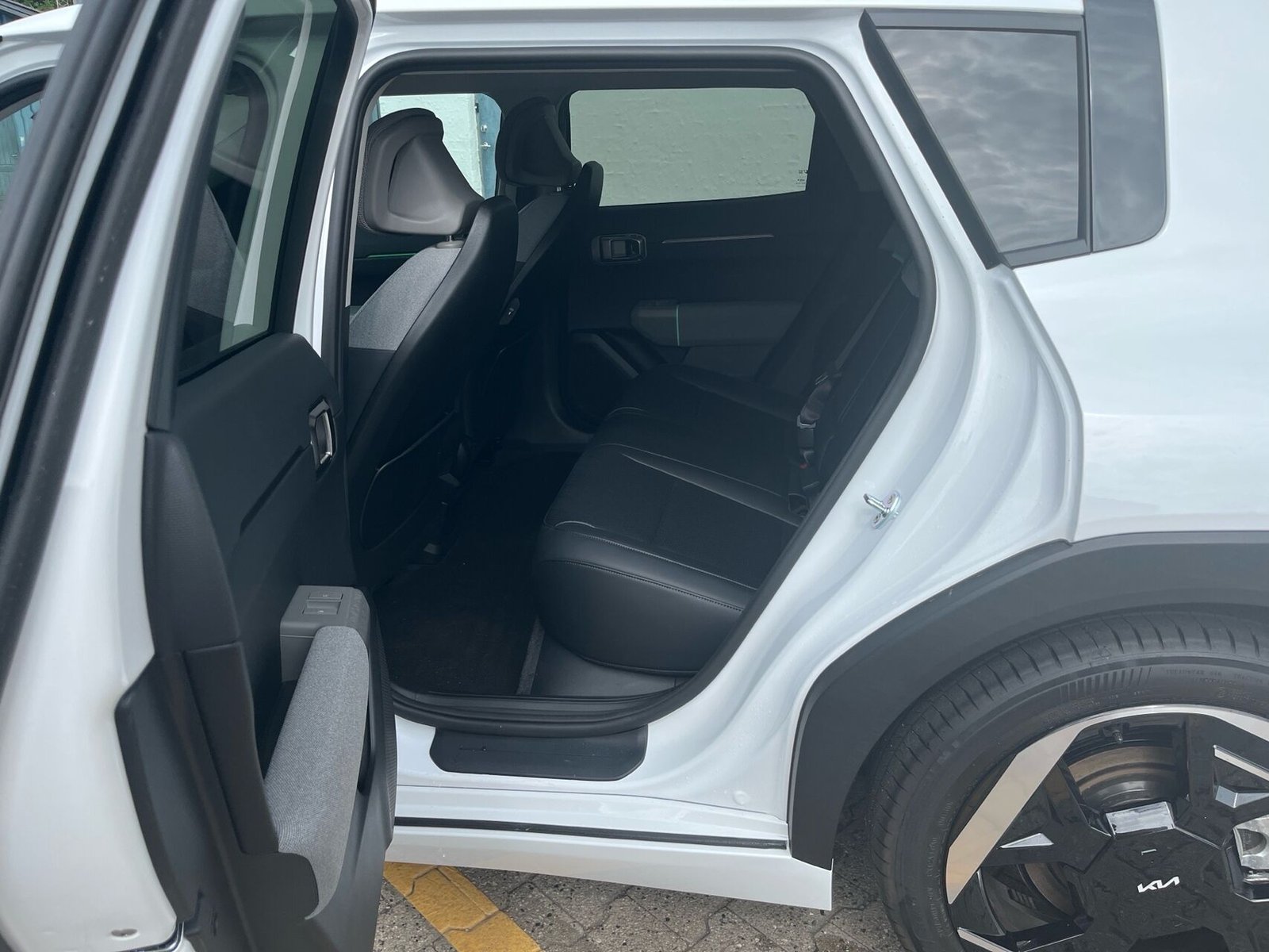 Kia EV4 Long Range, 204ps, 2026