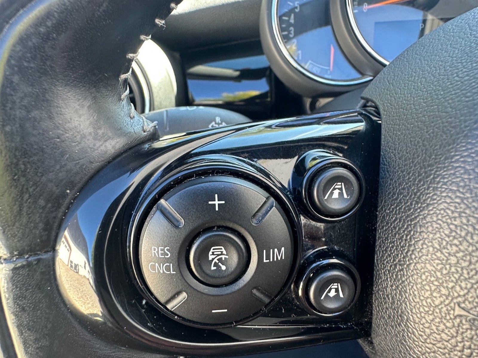 MINI Cooper Convertible Automatic, 6-trins, 136ps, 2017