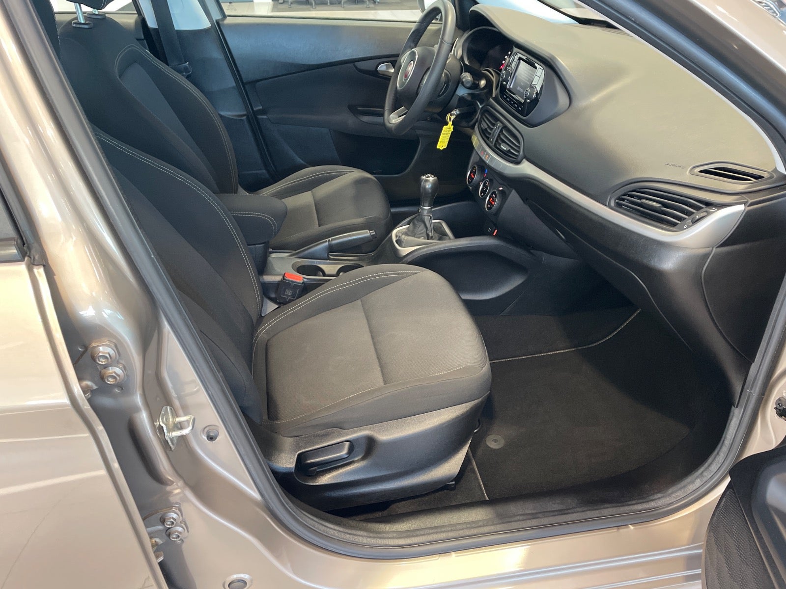 Fiat Tipo 1.3 16V MultiJet Manual, 5-trins, 95ps, 2017