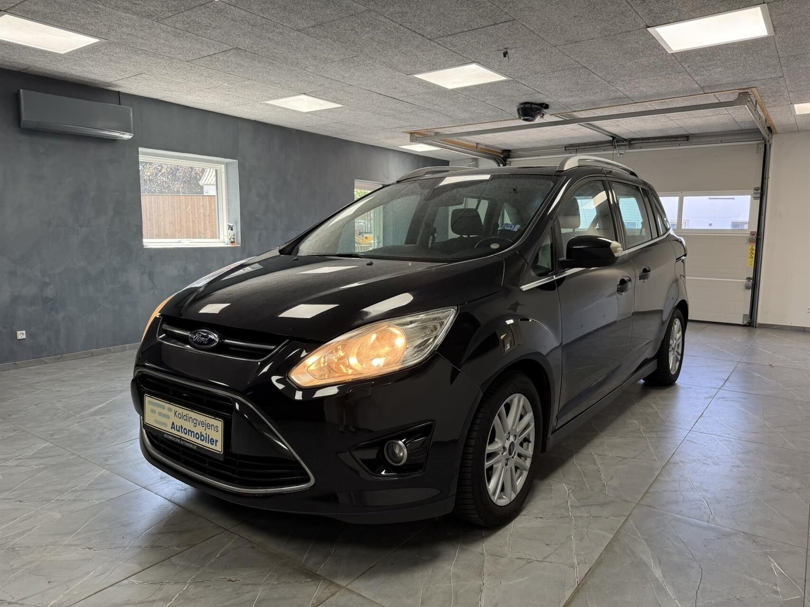 Ford Grand C-MAX 1.0 EcoBoost Manuell, 6-trinn, 100hk, 2013