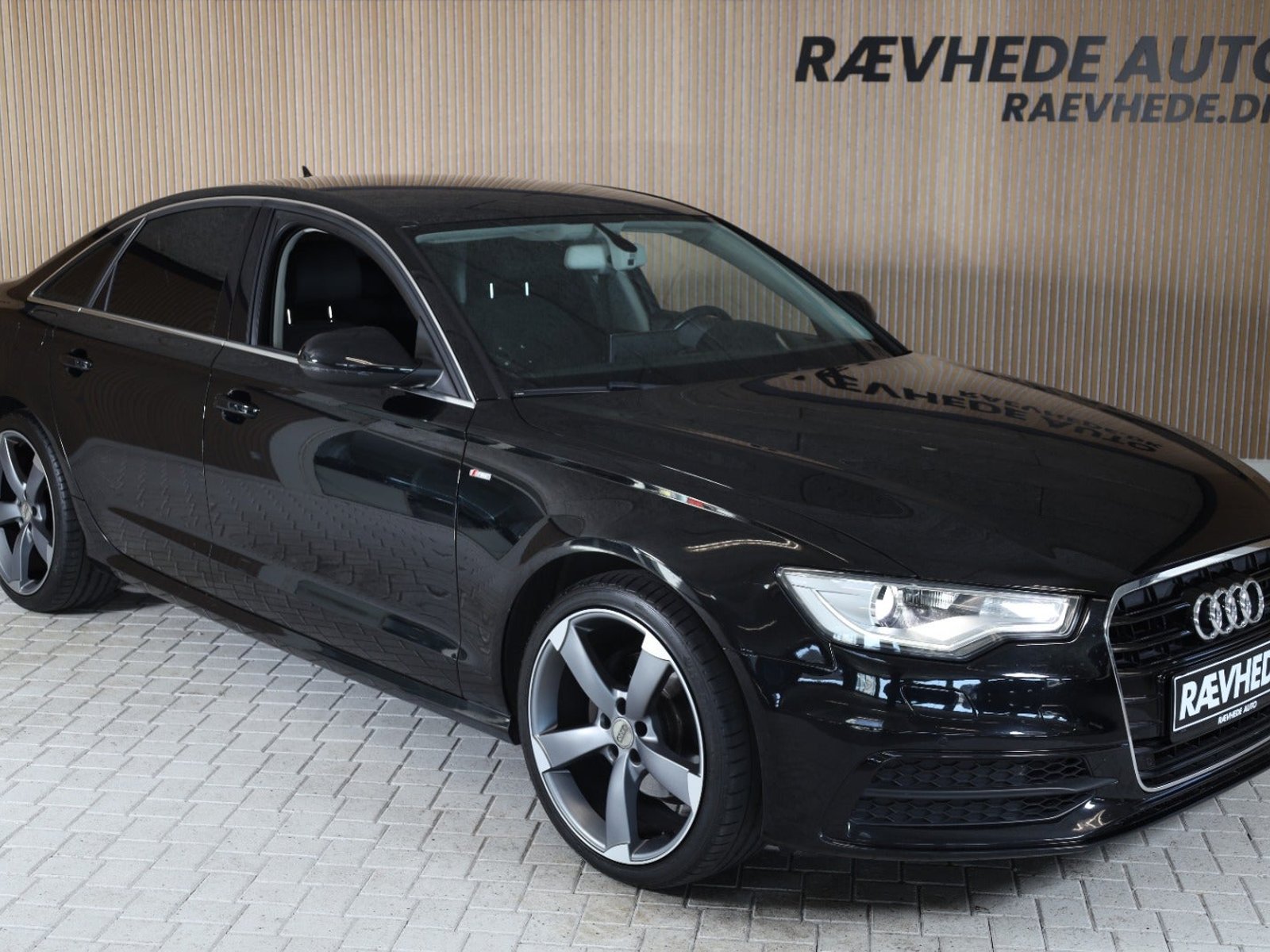 Audi A6 Sedan 2.0 TDI DPF Multitronic, 177hp, 2014