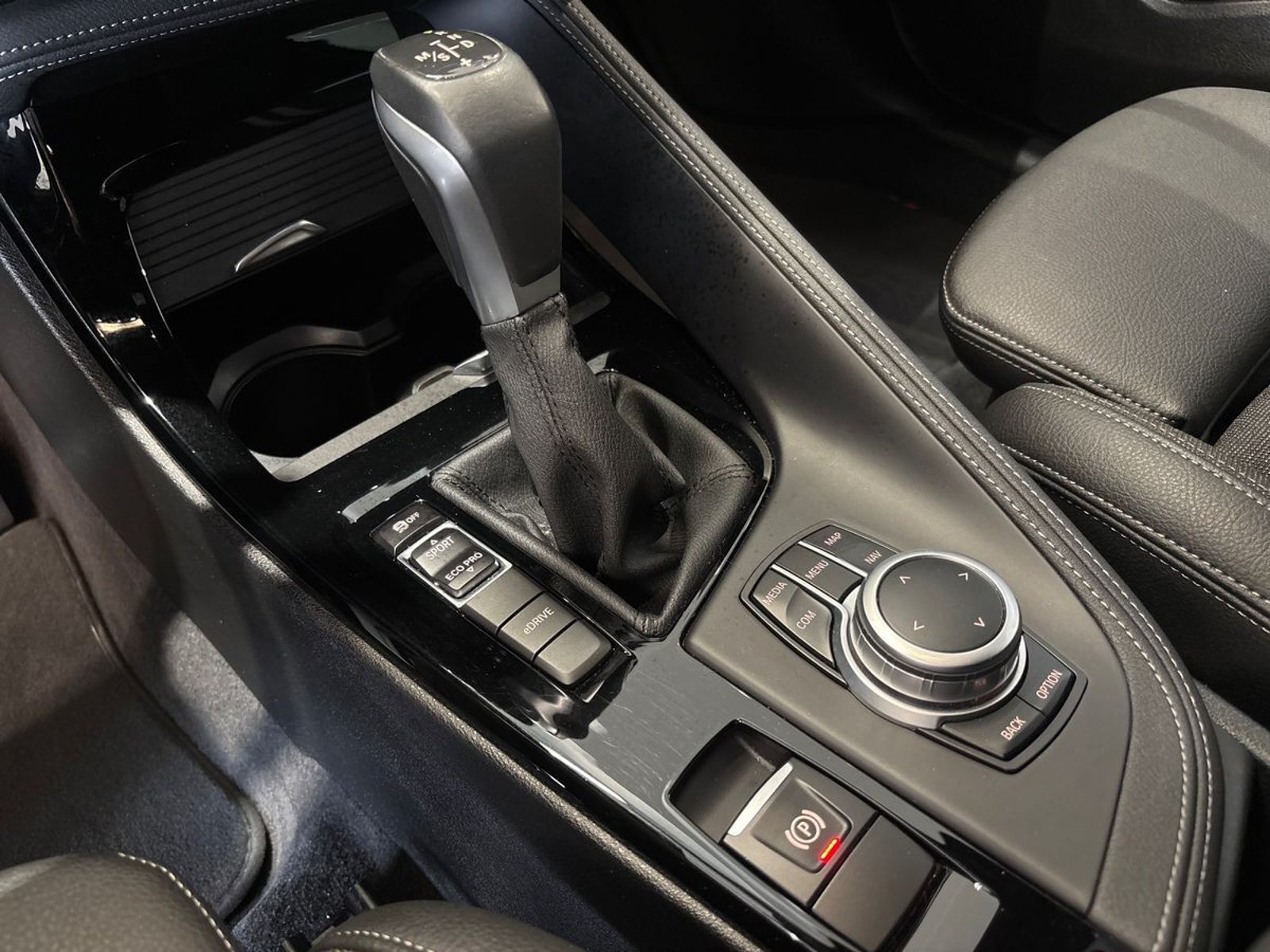 BMW X2 xDrive25e Steptronic, 6-trins, 220ps, 2021