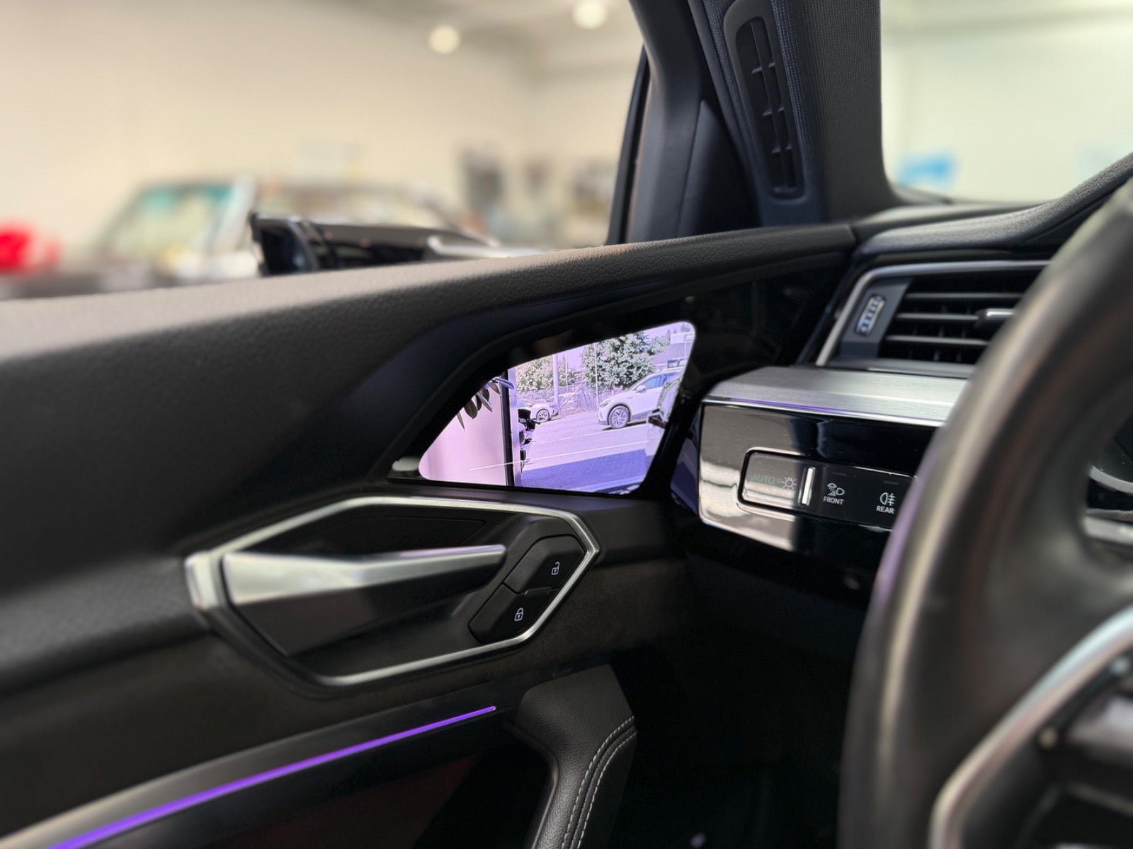 Audi e-tron 55 quattro, 408ps, 2020