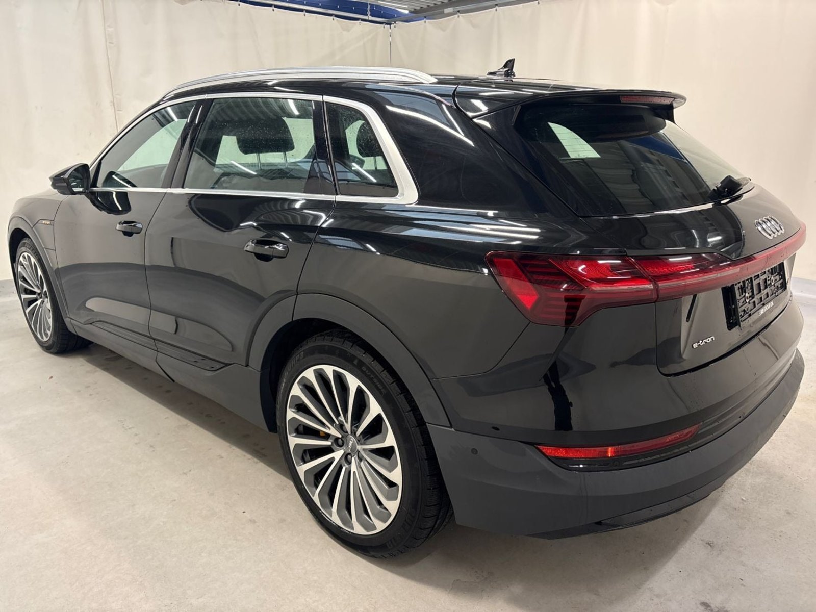 Audi e-tron 50 quattro, 313ps, 2020