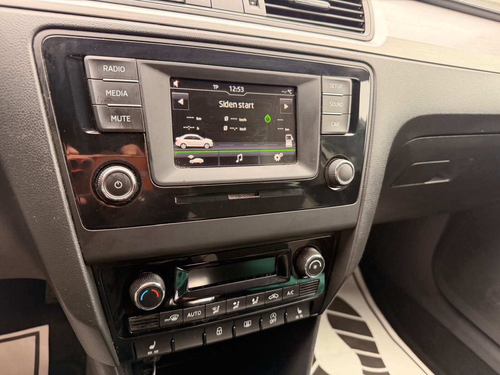 Škoda Rapid 1.2 TSI DSG sekvensiell, 7-trinn, 90hk, 2017