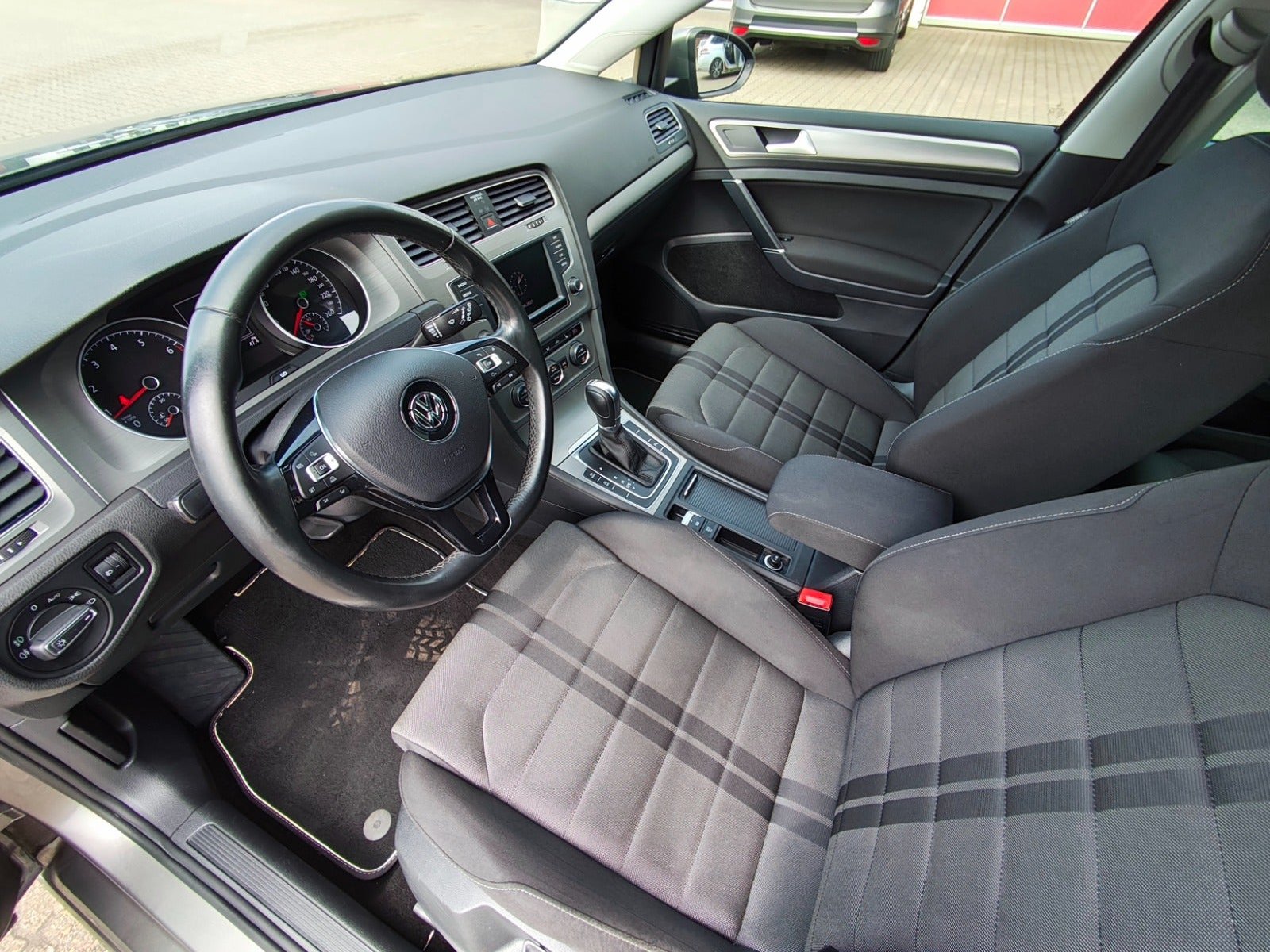 Volkswagen Golf Variant 1.4 TSI BMT DSG Sequential, 7-trins, 150ps, 2016