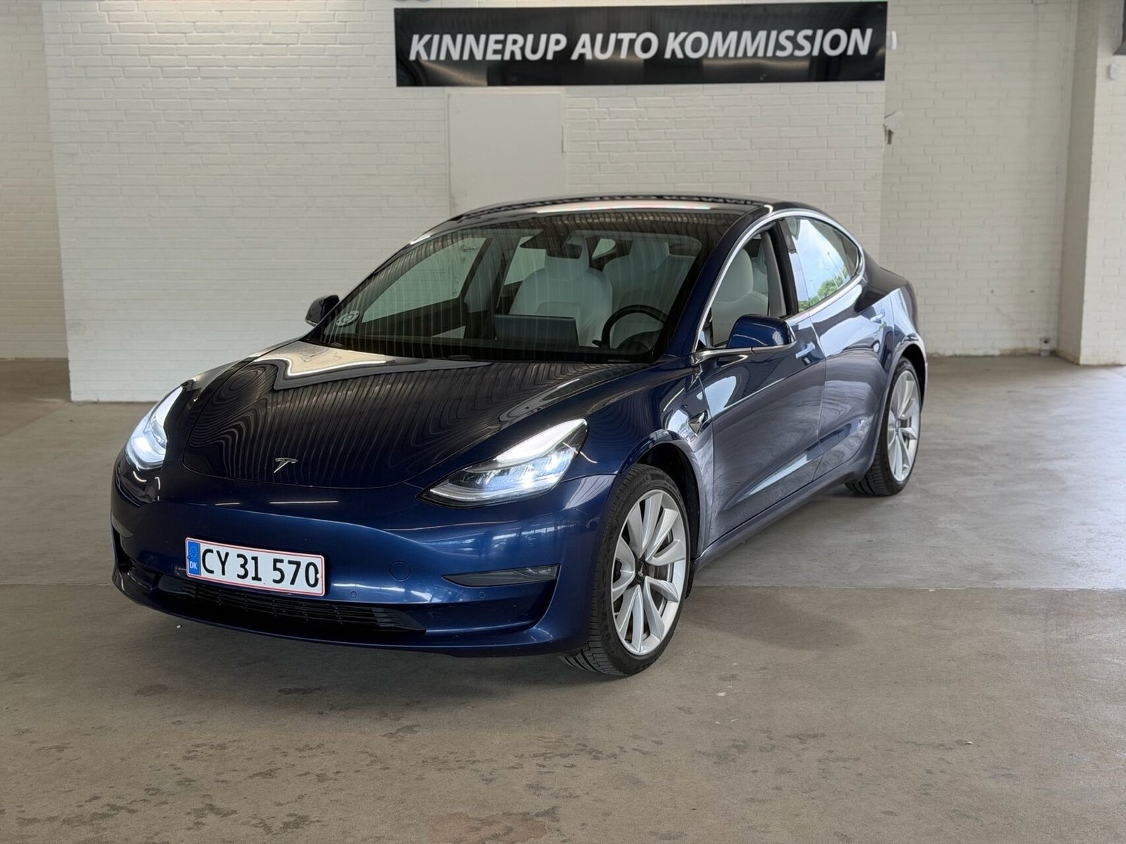 Tesla Model 3 Longue Range 490ch - Camera 360 - Interieur blanc - Autonomie WLTP 600km