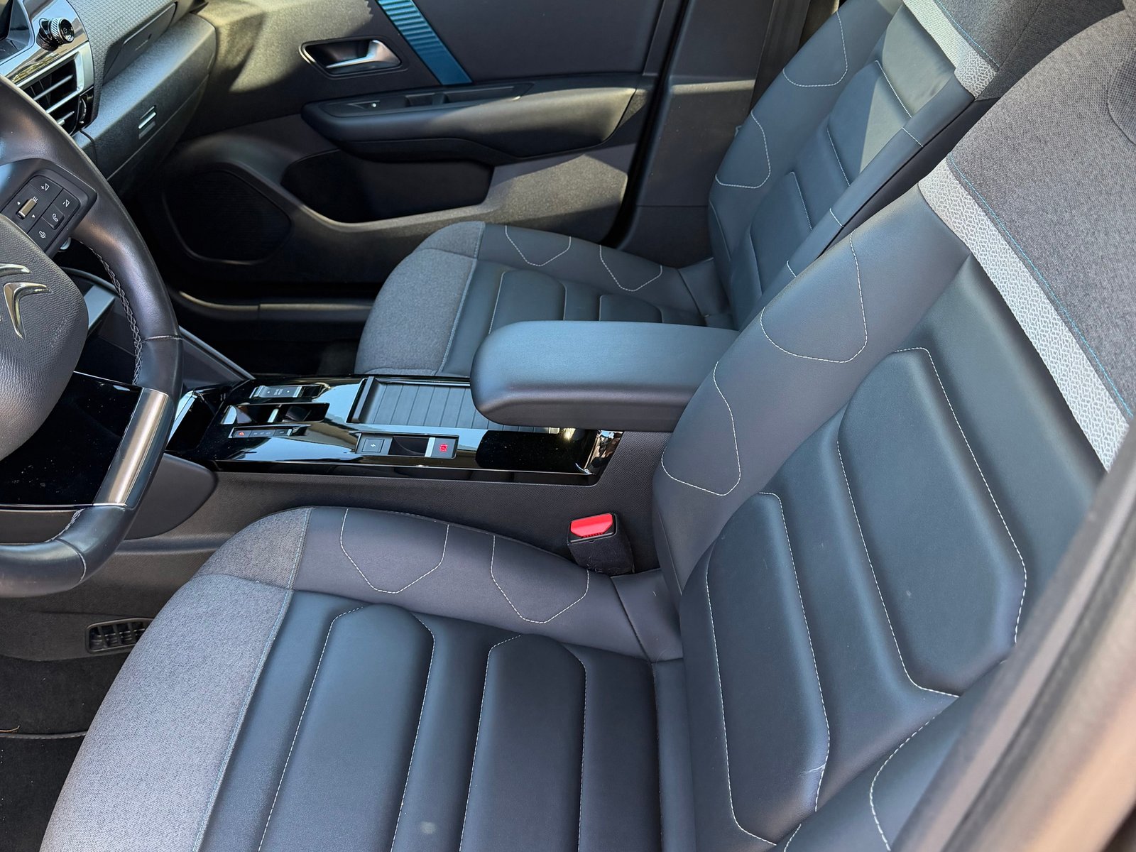 Citroën ë-C4, 136hp, 2022