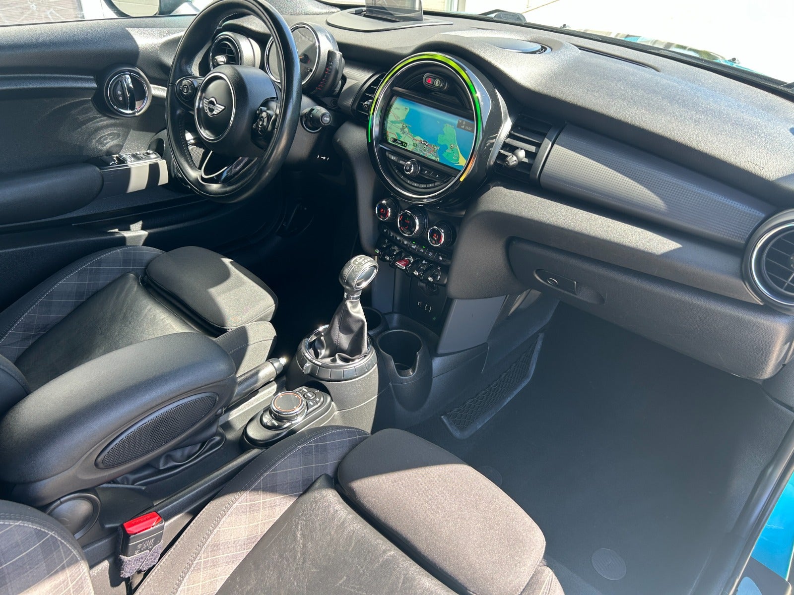 MINI Cooper D Convertible Automatisk, 6-trinn, 116hk, 2016