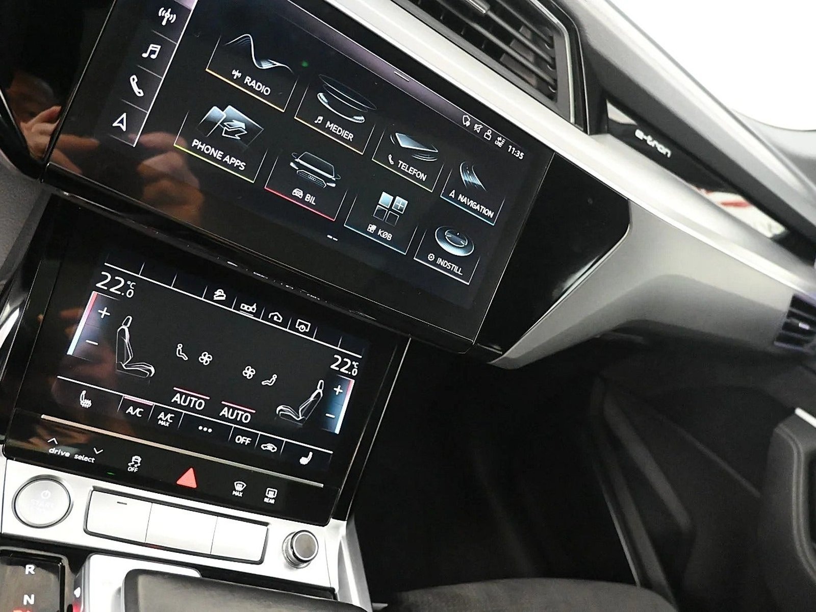 Audi e-tron 55 quattro, 408ps, 2019