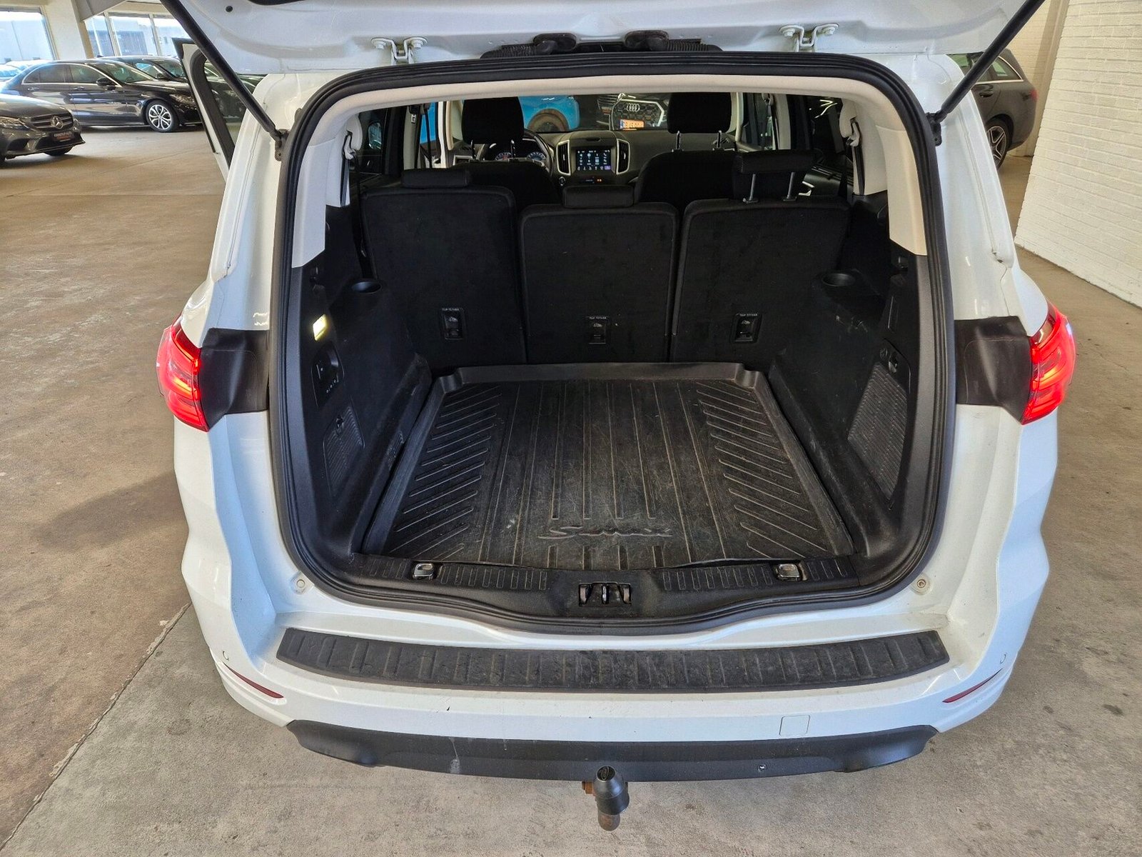 Ford S-MAX 2.0 EcoBoost SelectShift, 6-trins, 240ps, 2017