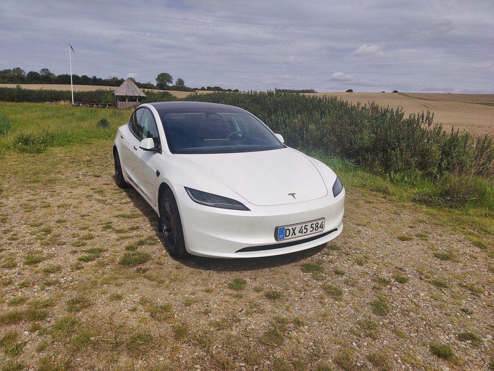 Tesla Model 3 Standard Range, 283ps, 2024