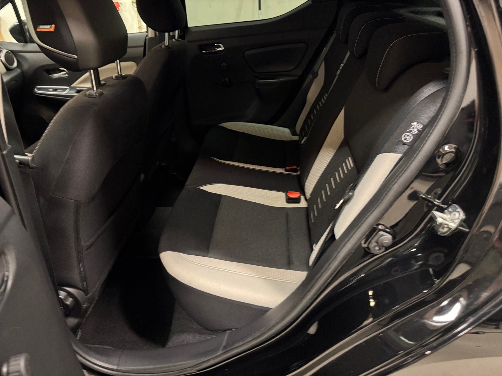 Nissan Micra 0.9 Turbo Manual, 90hp, 2017