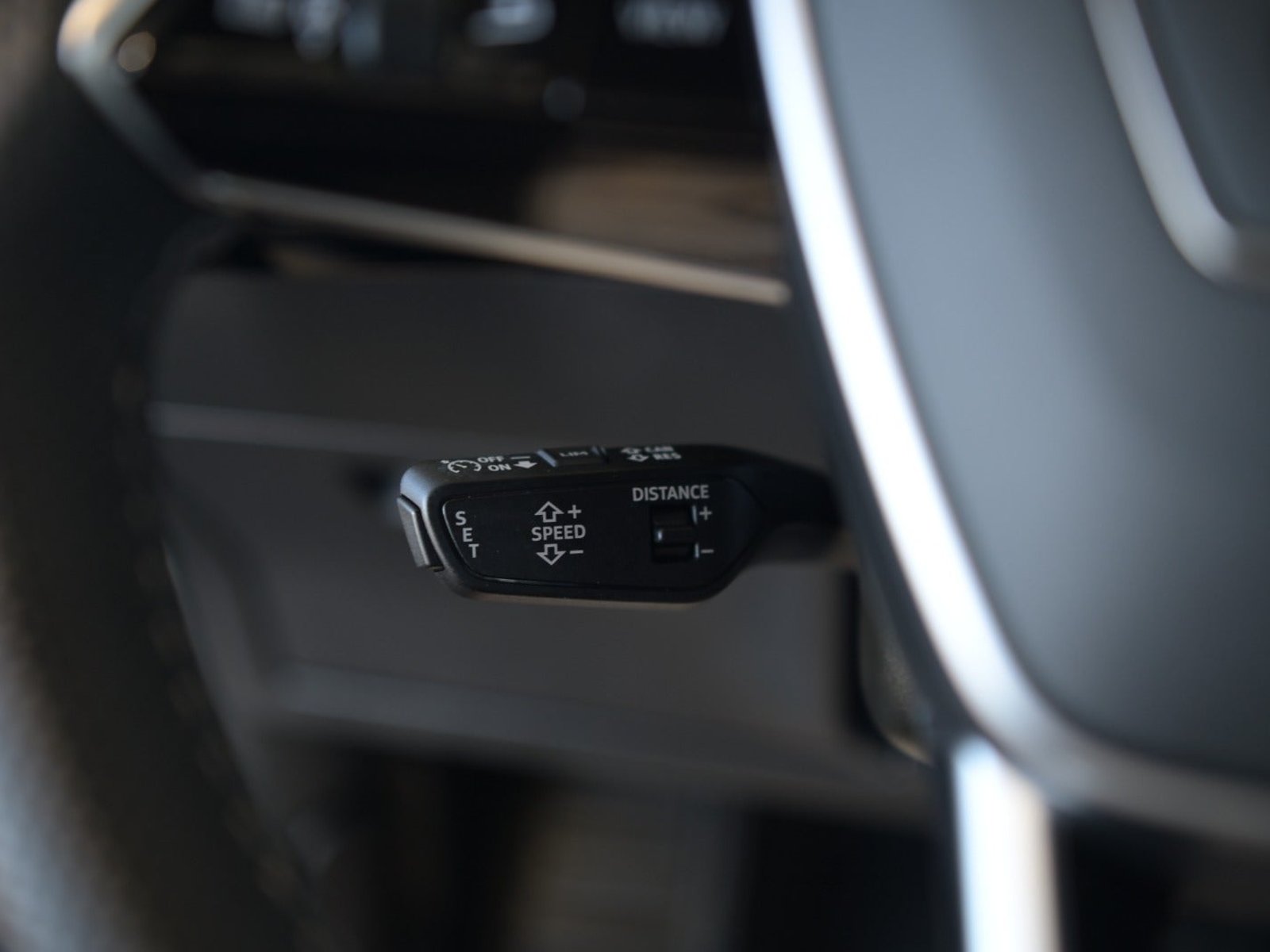 Audi e-tron 55 quattro, 408ps, 2023