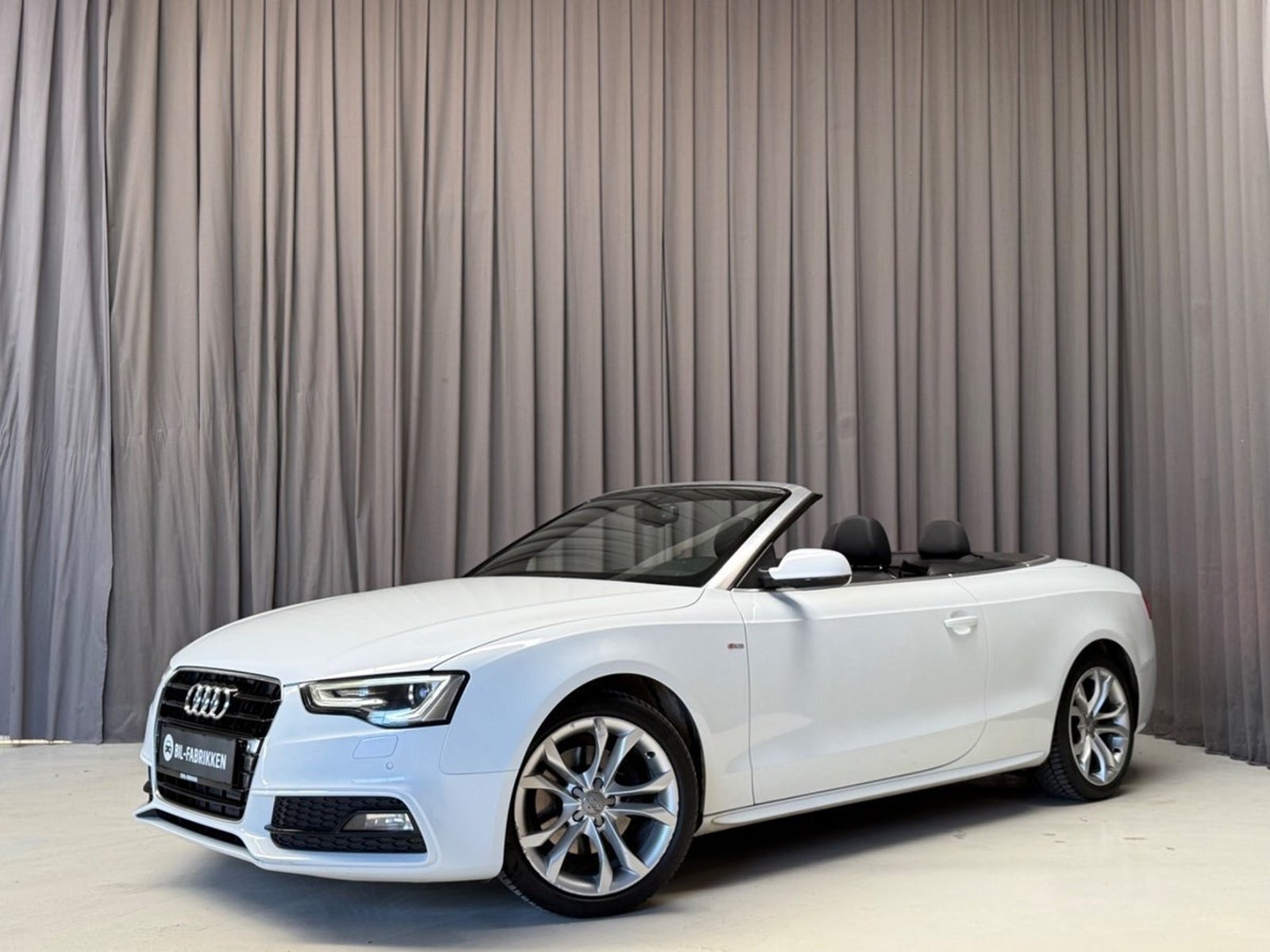 Audi A5 Cabriolet 1.8 TFSI  Manual, 6-trins, 170ps, 2014