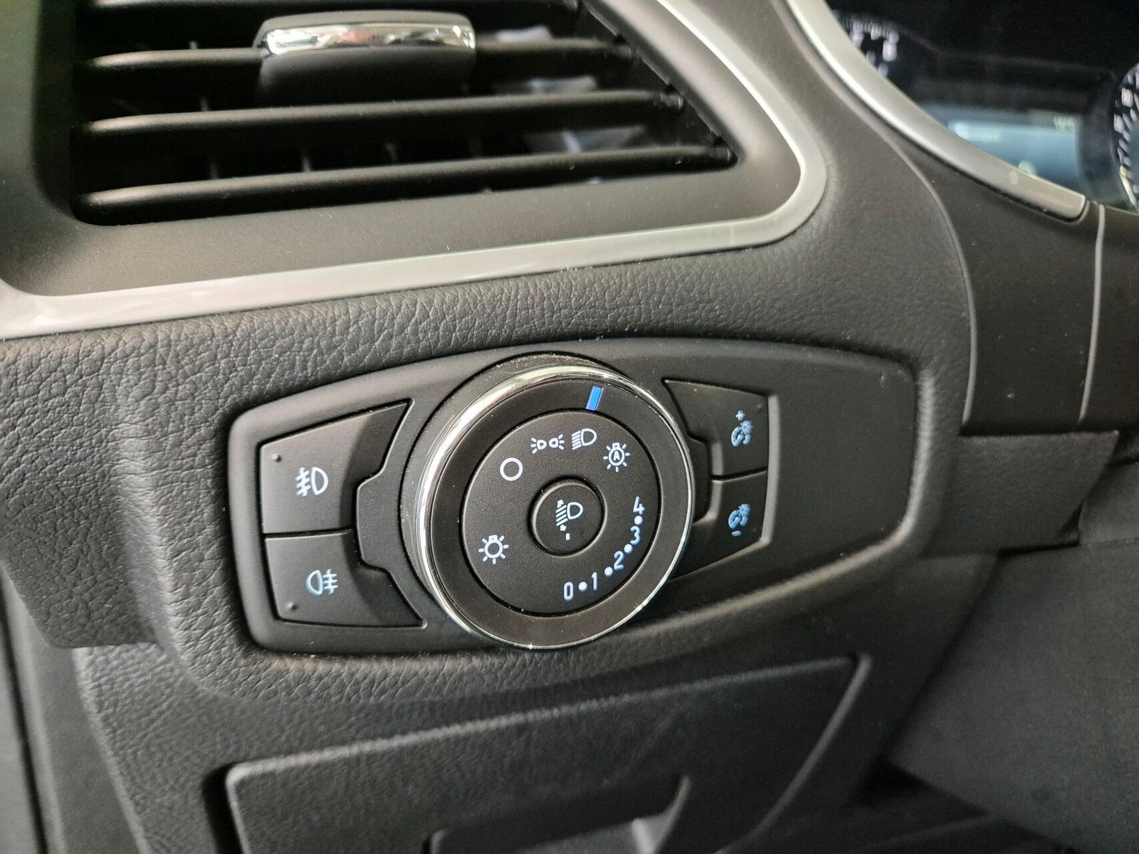 Ford S-MAX 2.0 EcoBoost SelectShift, 6-trins, 240ps, 2017