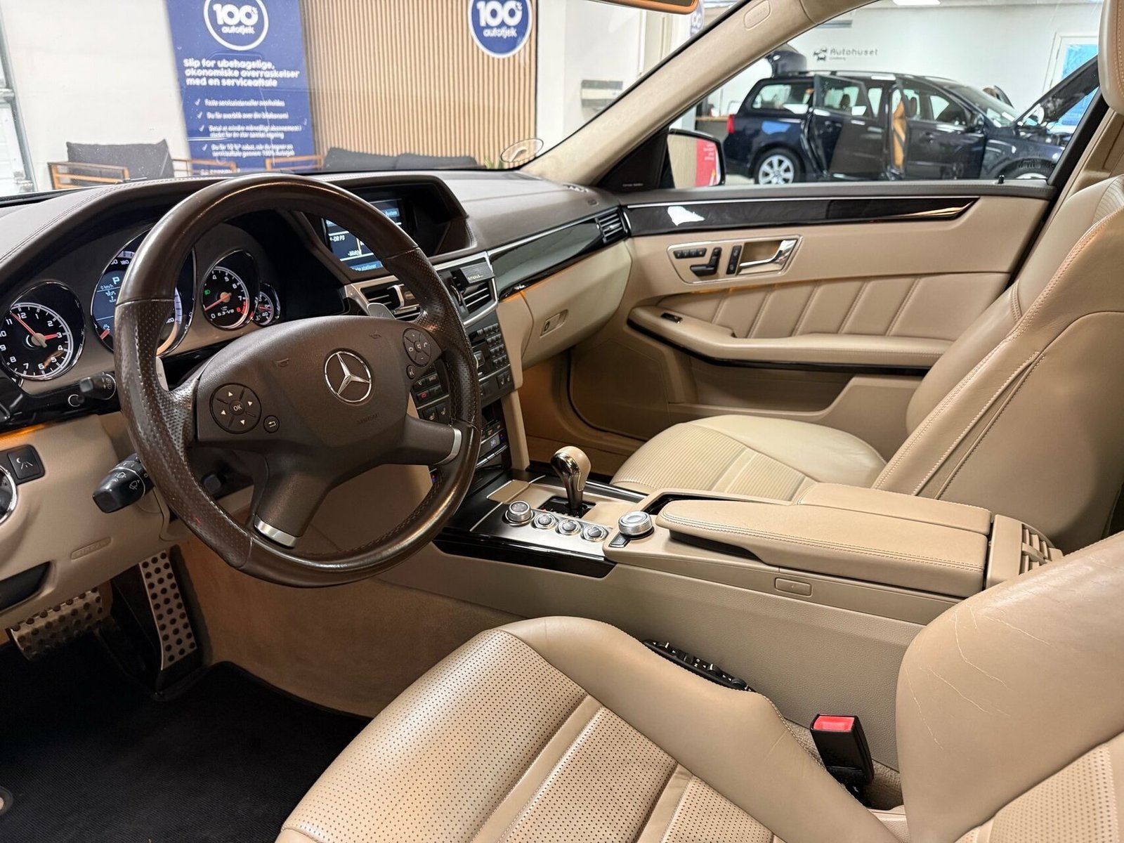 Mercedes-Benz E 63 AMG T , 525hp, 2010