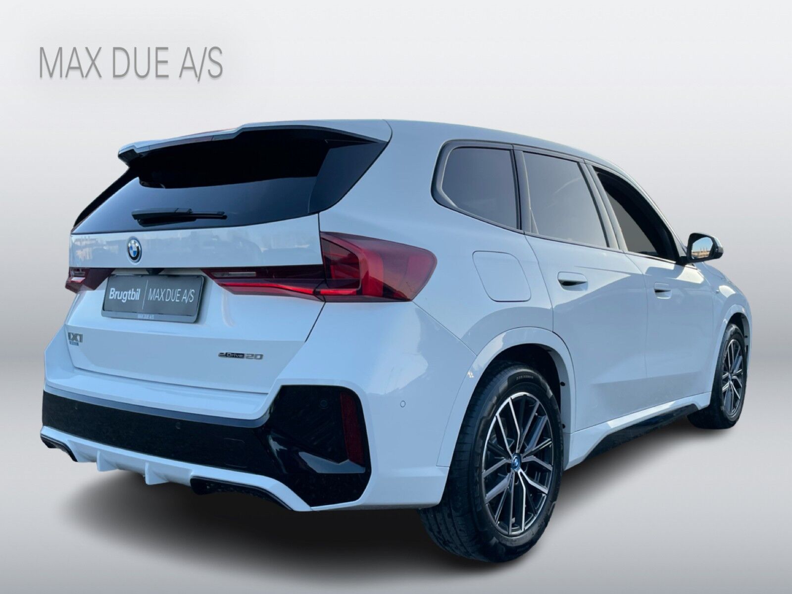 BMW iX1 eDrive20, 204hp, 2025