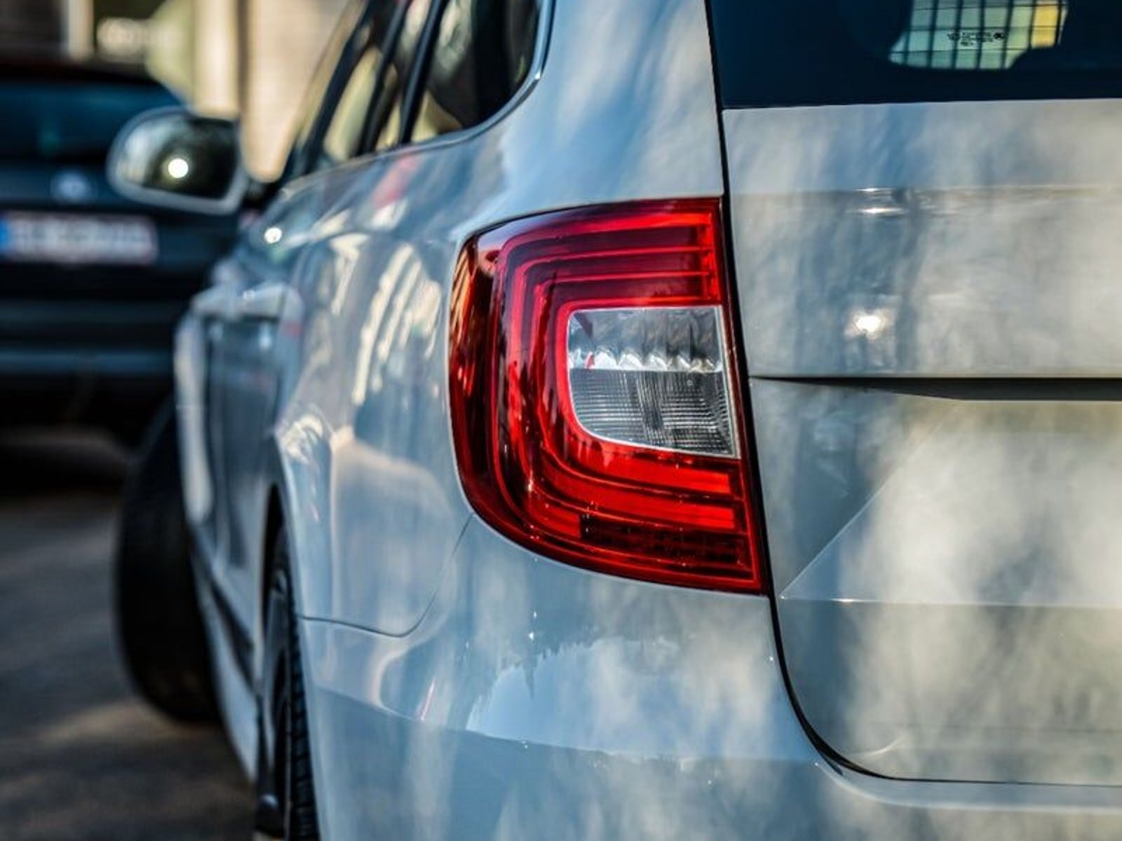 Škoda Superb Kombi 1.6 TDI DSG Sekventiell, 105hk, 2014