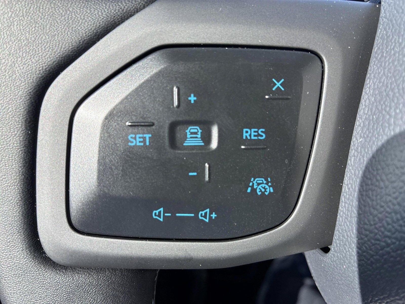 Ford Explorer EV Extended Range RWD 77 kWh, 286hp, 2026