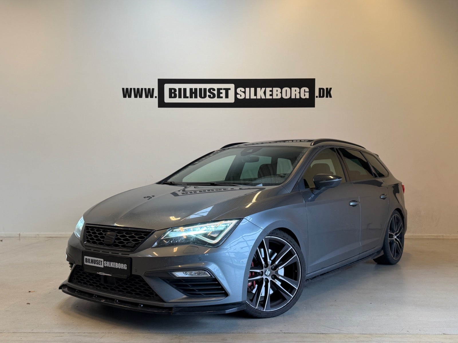 SEAT León Cupra ST 2.0 TSI 4Drive DSG Sequential, 6-trins, 300ps, 2017