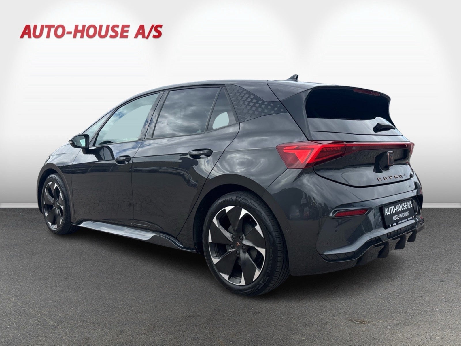 CUPRA Born e-boost 77, 231ps, 2023