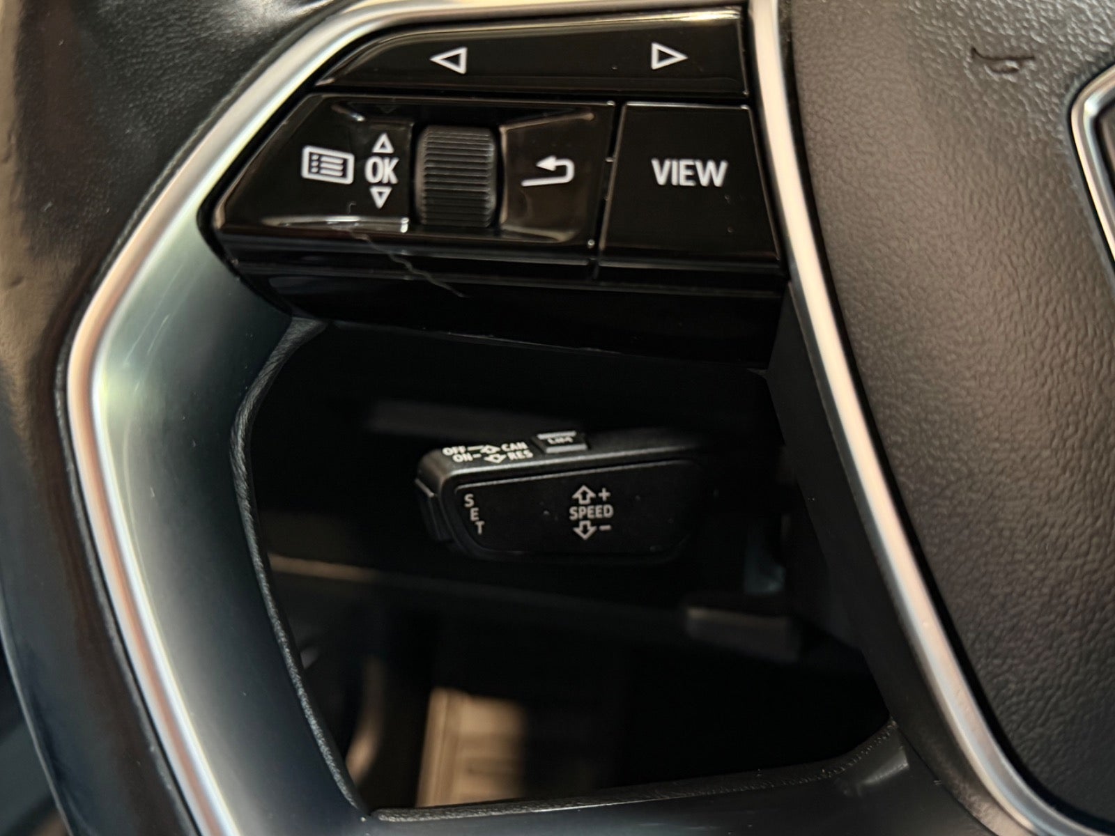 Audi e-tron 50 quattro, 313ps, 2021