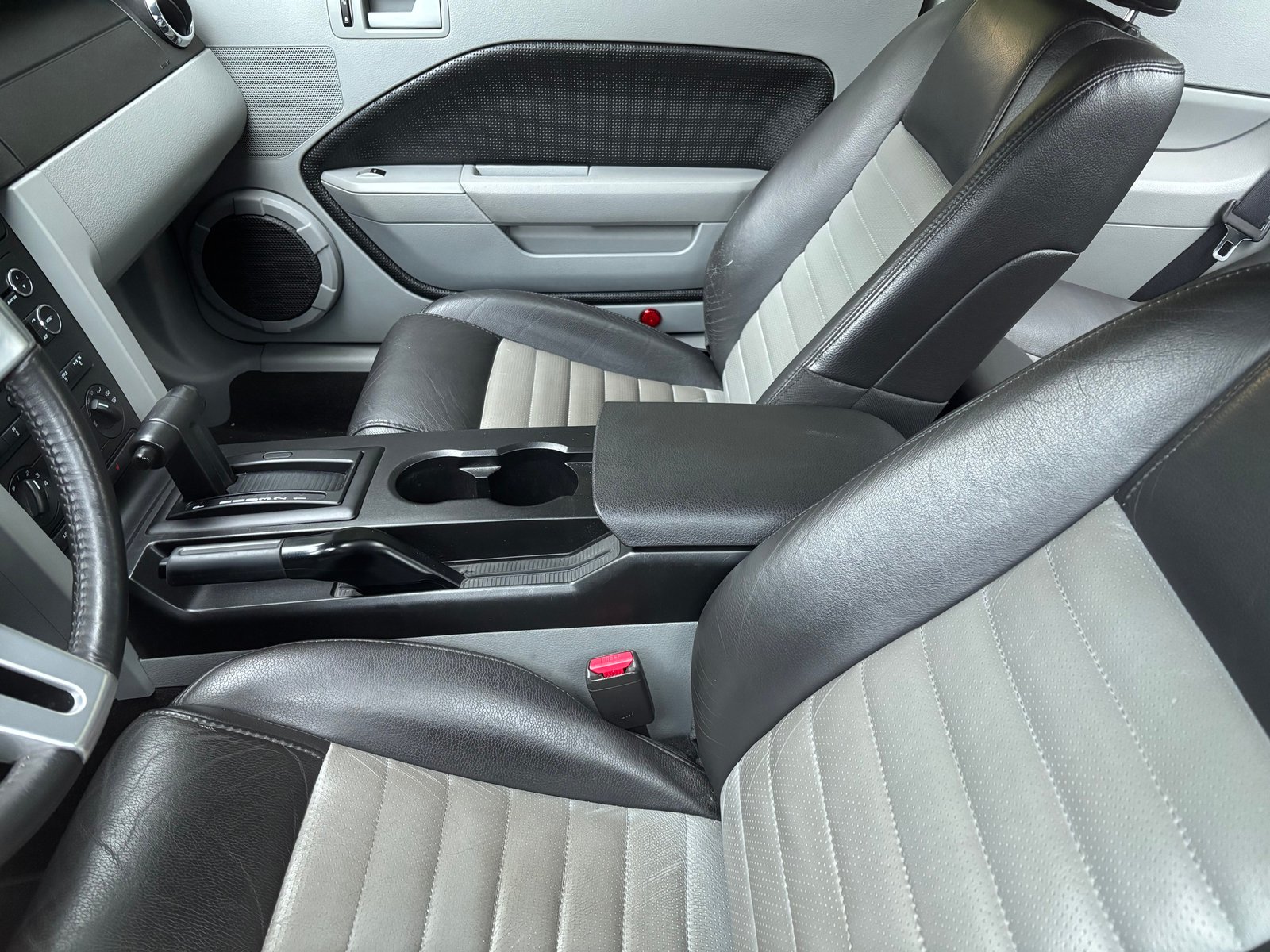 Ford Mustang GT Automatic, 5-trins, 304ps, 2008