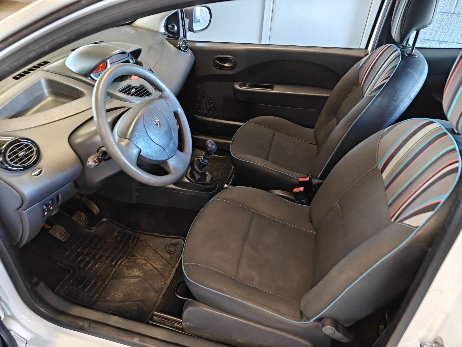 Renault Twingo 1.2 Manual, 5-trins, 75ps, 2011