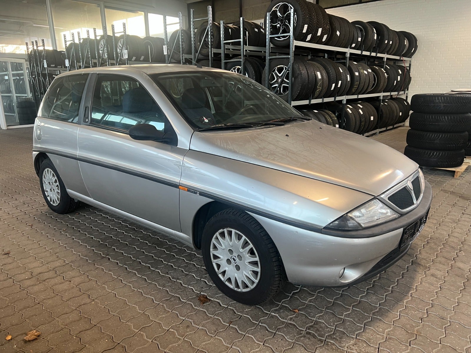 Brugt Lancia Ypsilon 1,25 LS til salg