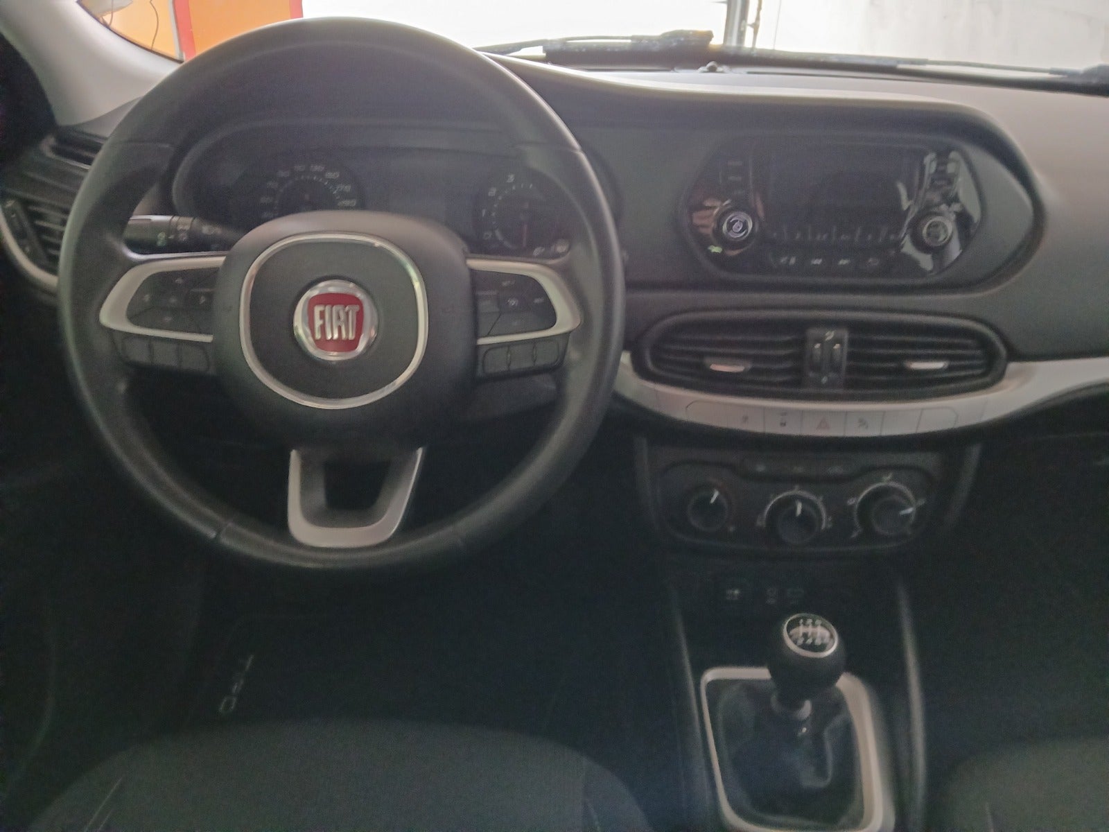Fiat Tipo 1.4 FIRE Manual, 95hp, 2017