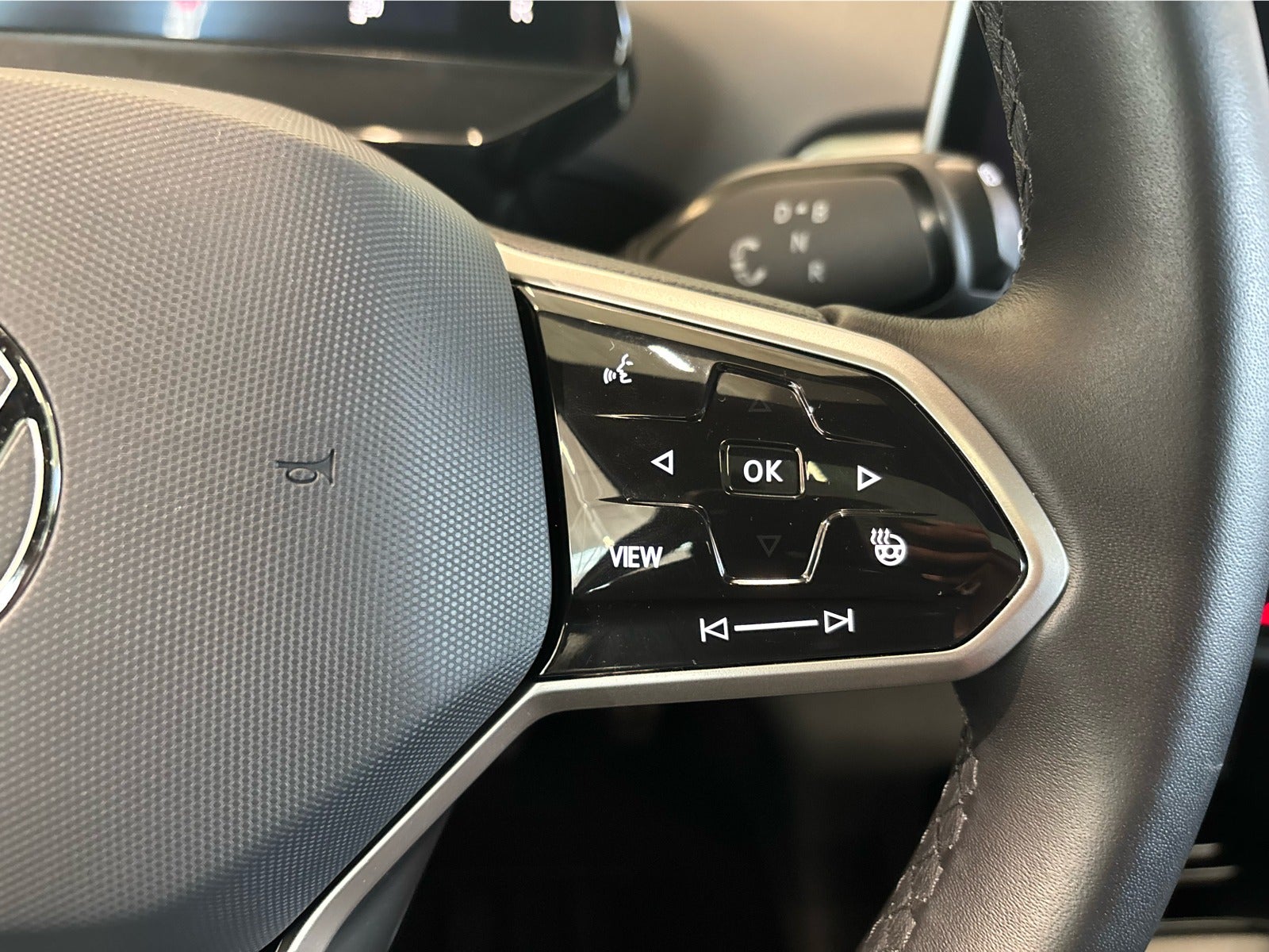 Volkswagen ID.5 Pro, 286ps, 2025