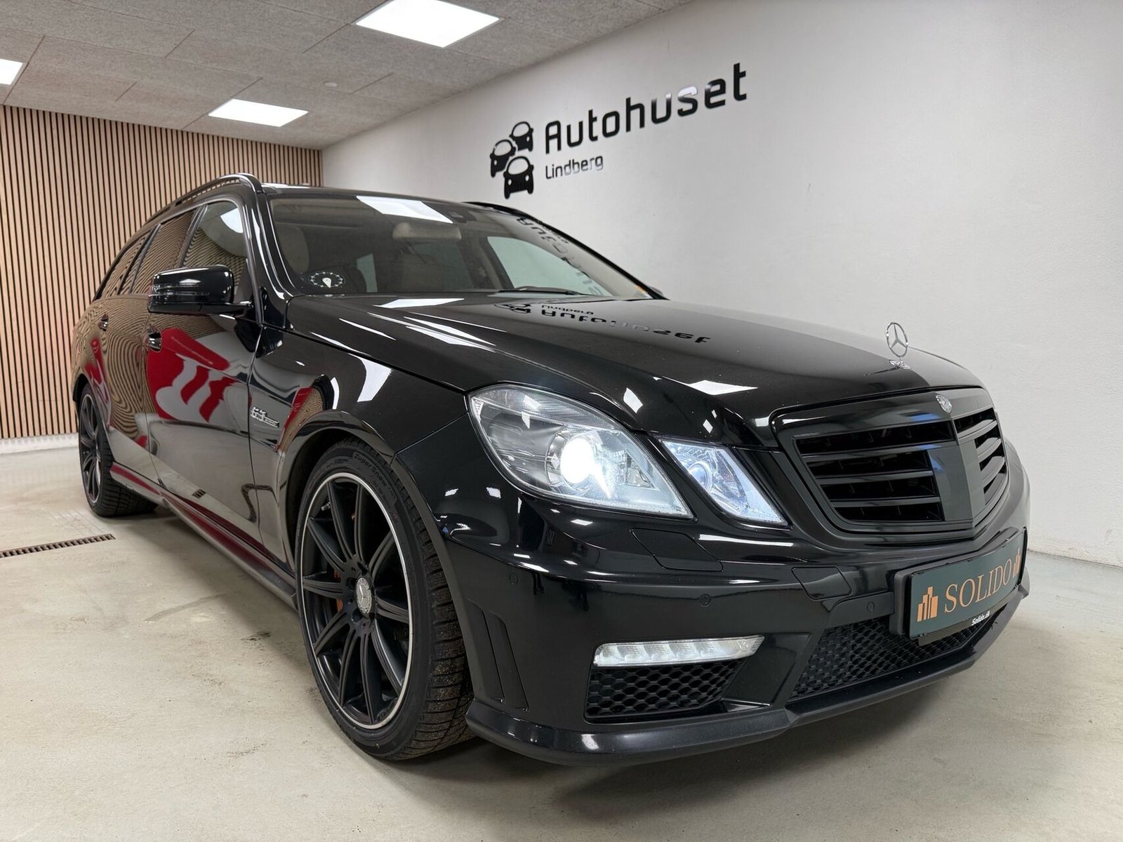 Mercedes-Benz E 63 AMG T , 525hp, 2010