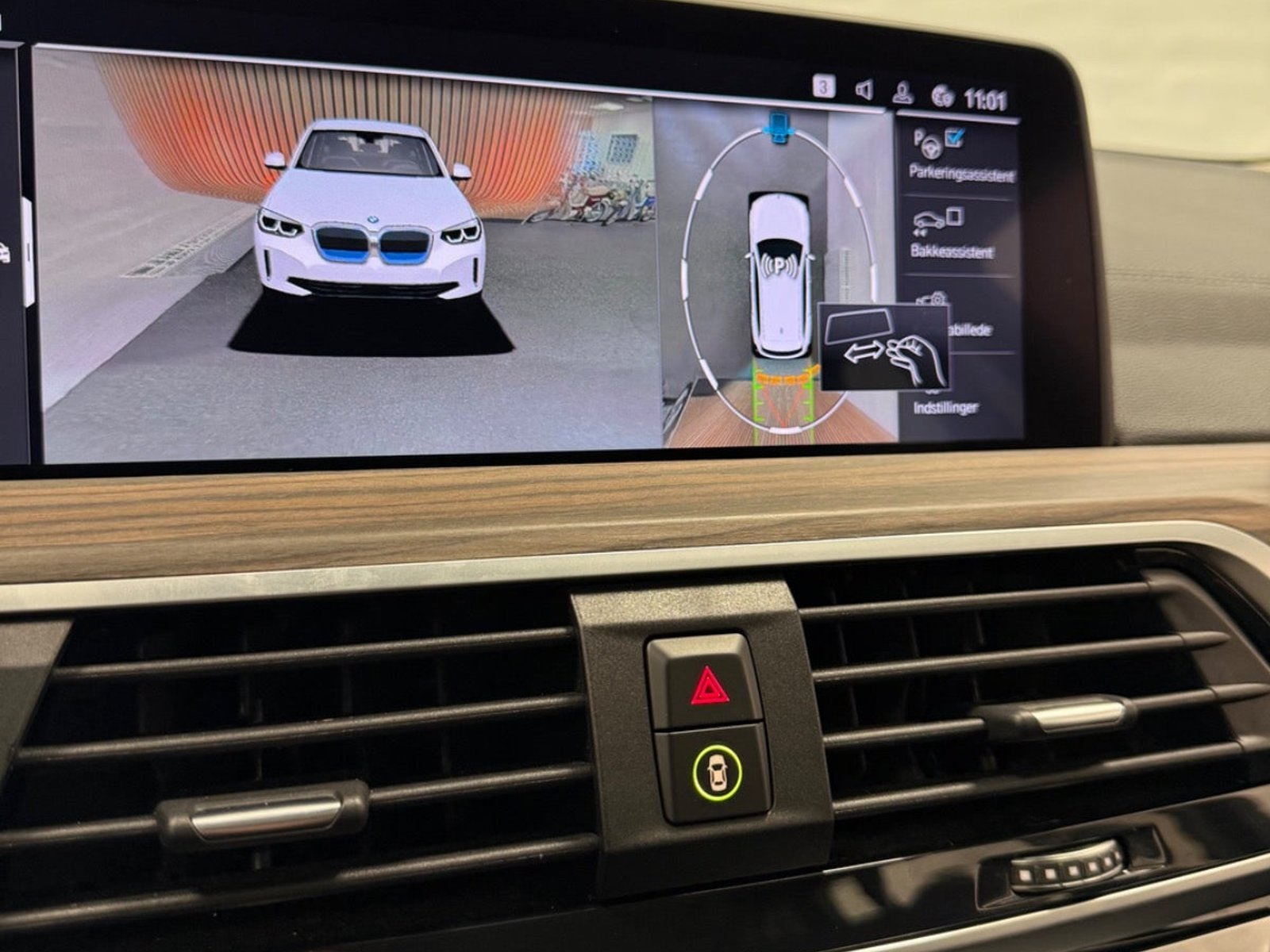 BMW iX3, 286hp, 2021