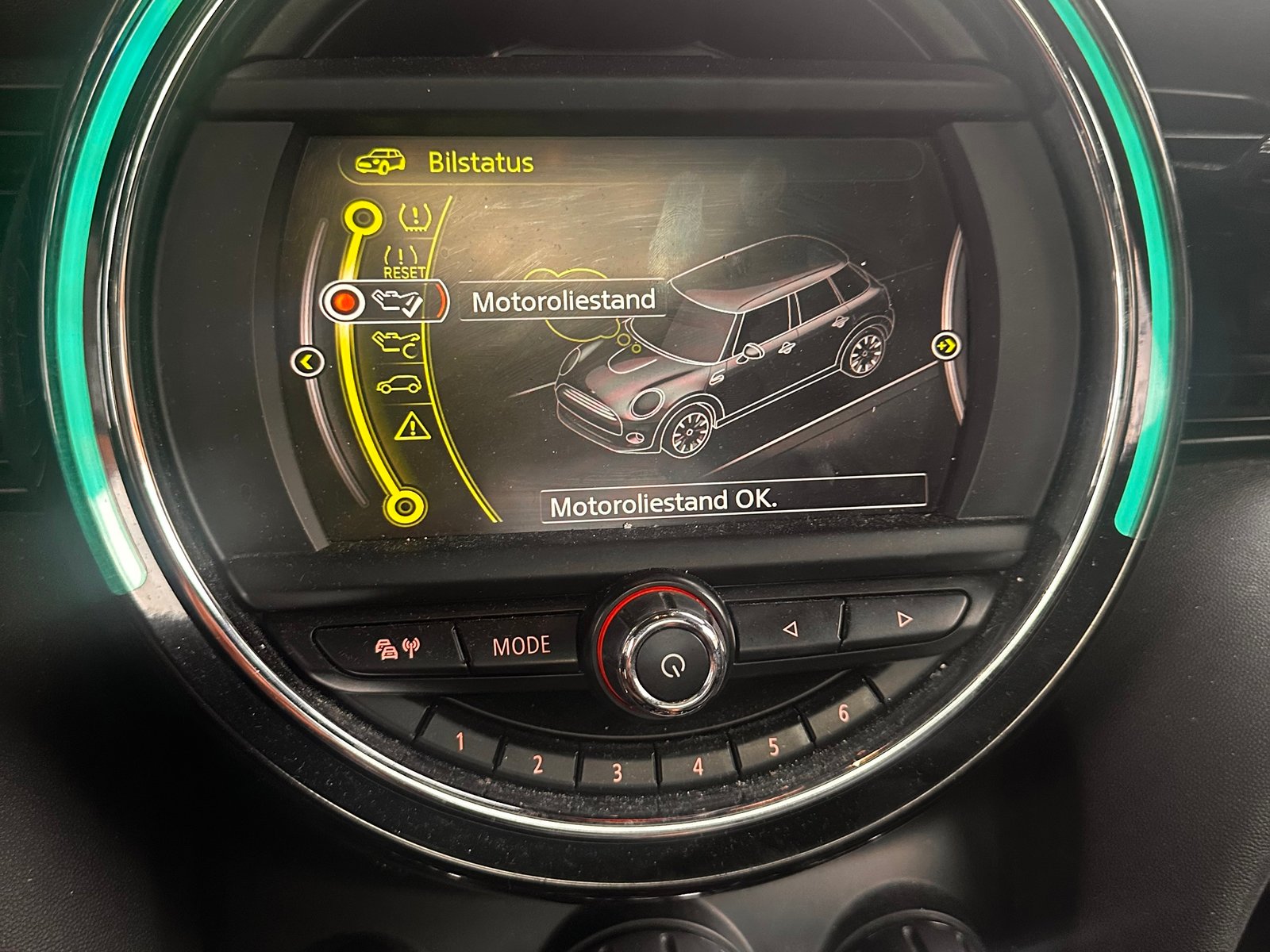 MINI Cooper S 5-door Automatic, 6-trins, 192ps, 2016