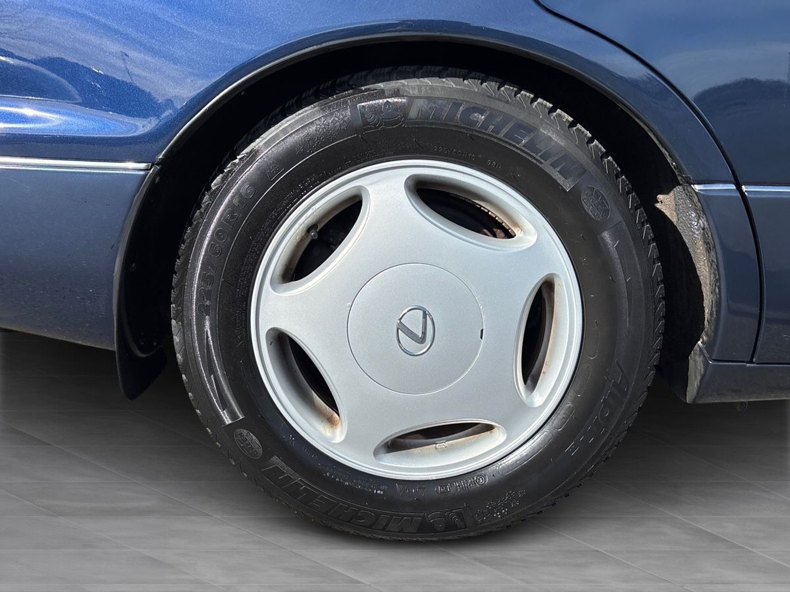 Lexus LS 400 4.0 V8 Automatic, 294hp, 1998